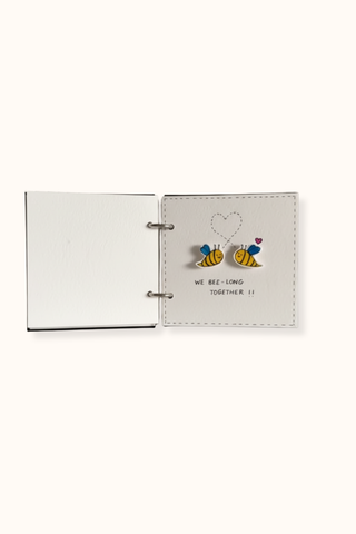 Cute Couple Mini Book (10 pages)