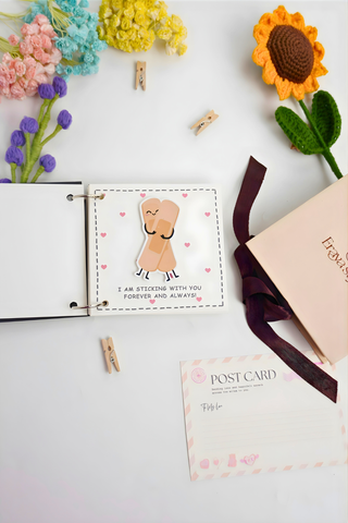 Cute Couple Book (10 pages)